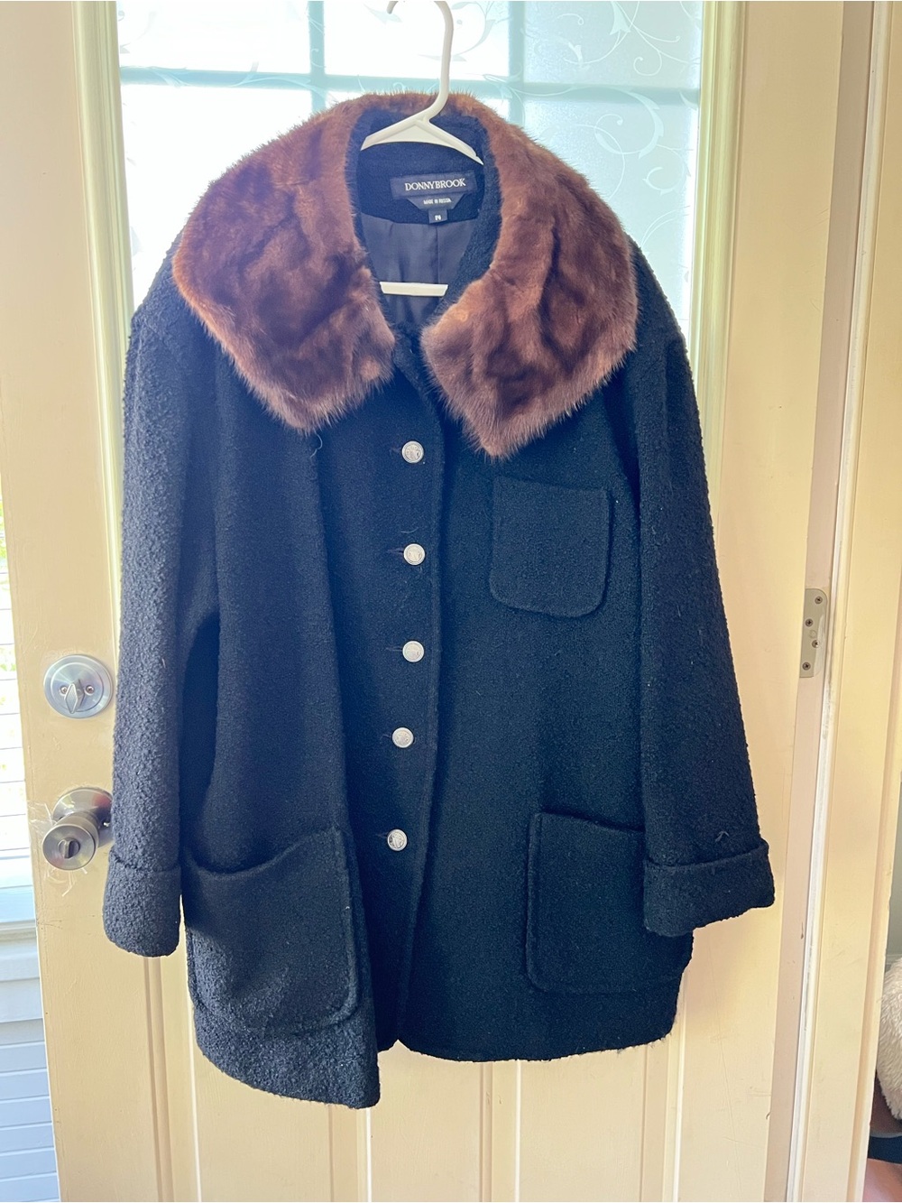 Vintage Donnybrook made in Russia black textured wool coat with faux? Fur collar